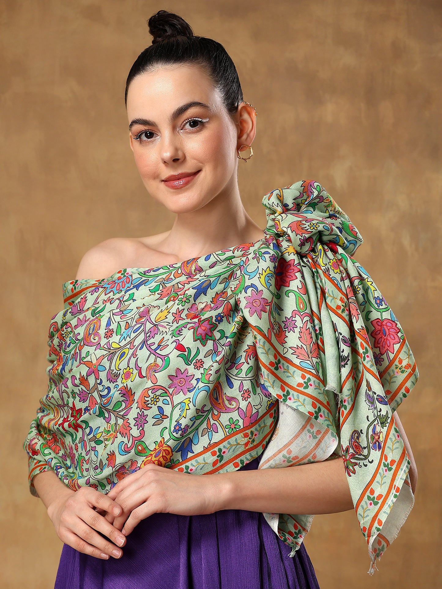 pista green shawl, shawl green, printed shawl