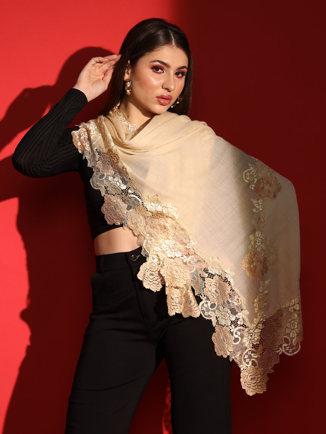 shawl with lace, lace shawl, kashmiri shawl for ladies