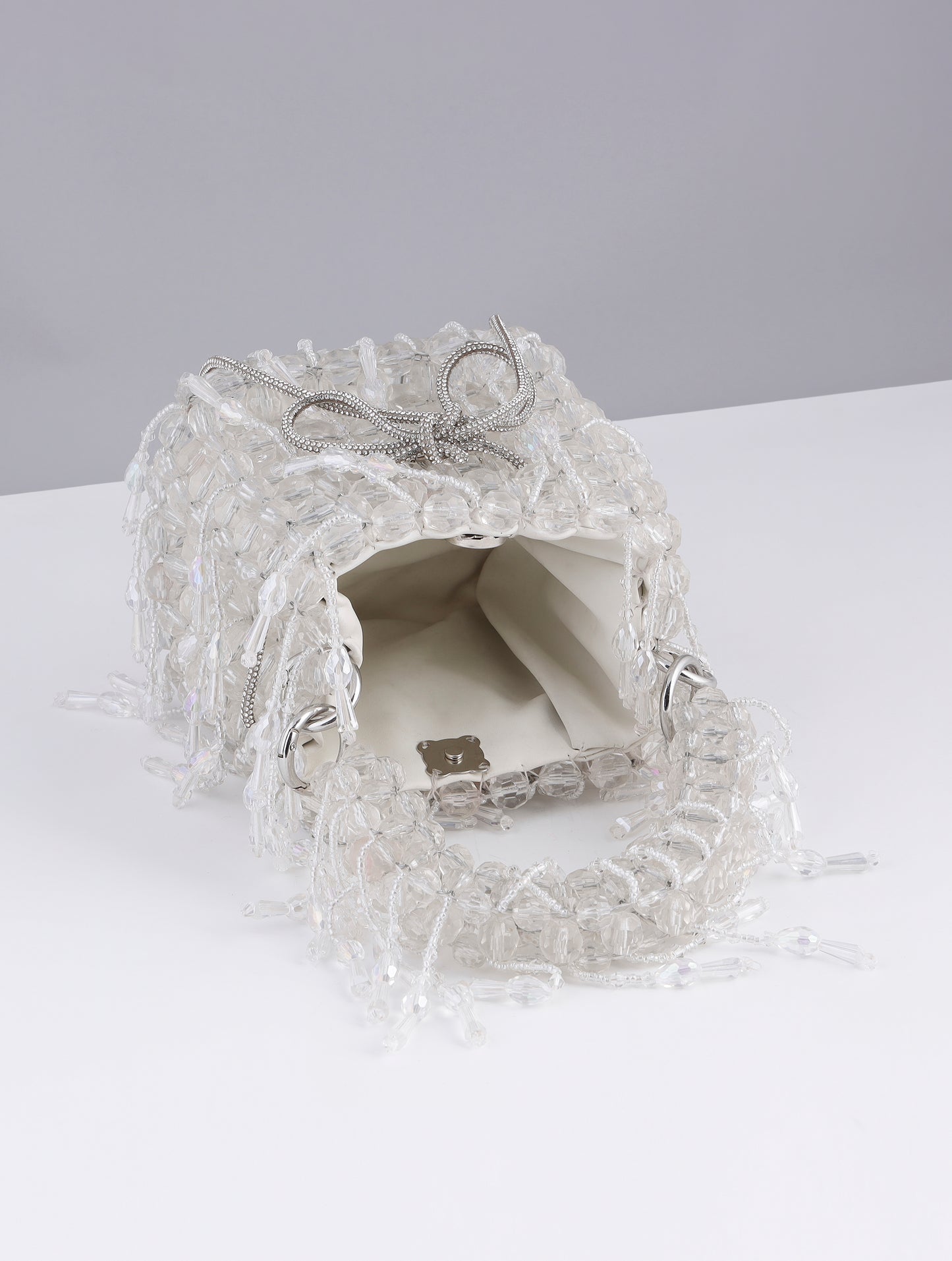 WHITE BUCKET BAG CRYSTAL BAG