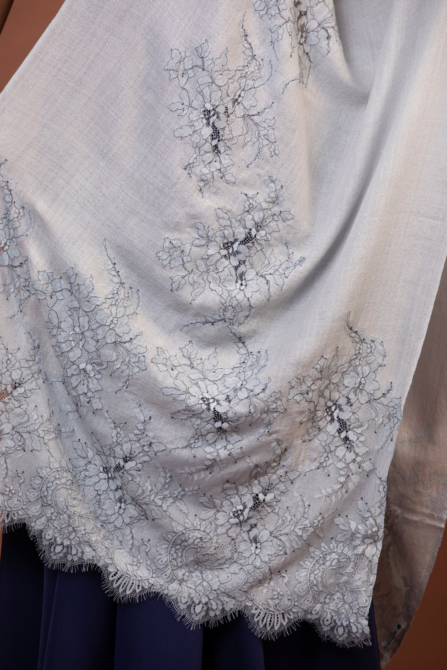 grey lace shawl, women’s shawl with lace, elegant grey wrap, stylish lace design shawl, chic grey shawl