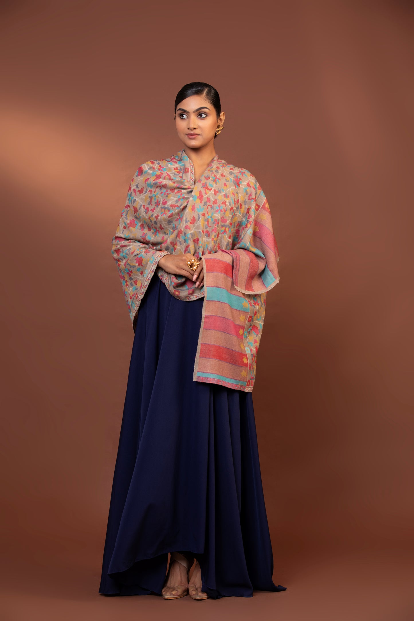 two-color Kani shawl, fine wool shawl, striped border shawl, Kani weave wrap, luxury wool shawl