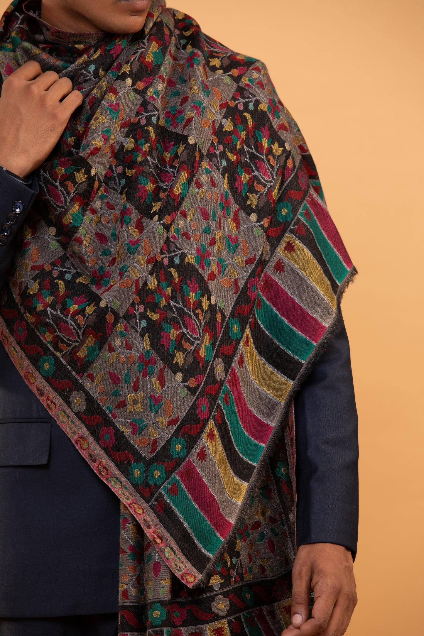 Kani shawl for men, dark navy Kani shawl, midnight black shawl, paisley wool shawl, soft wool winter wrap
