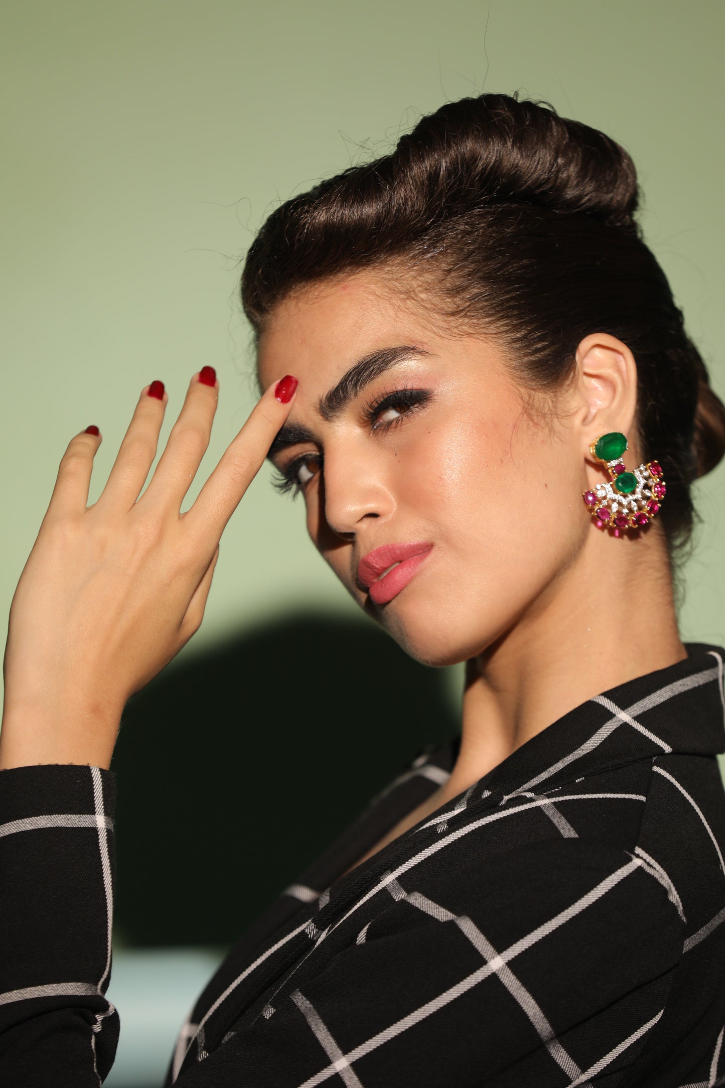 Exquisite Fan-Shaped Earrings: Emerald, pink stone, and Swarovski crystals create a stunning design." "Unique Earrings for Every Occasion: Make a statement with our one-of-a-kind fan-shaped earrings