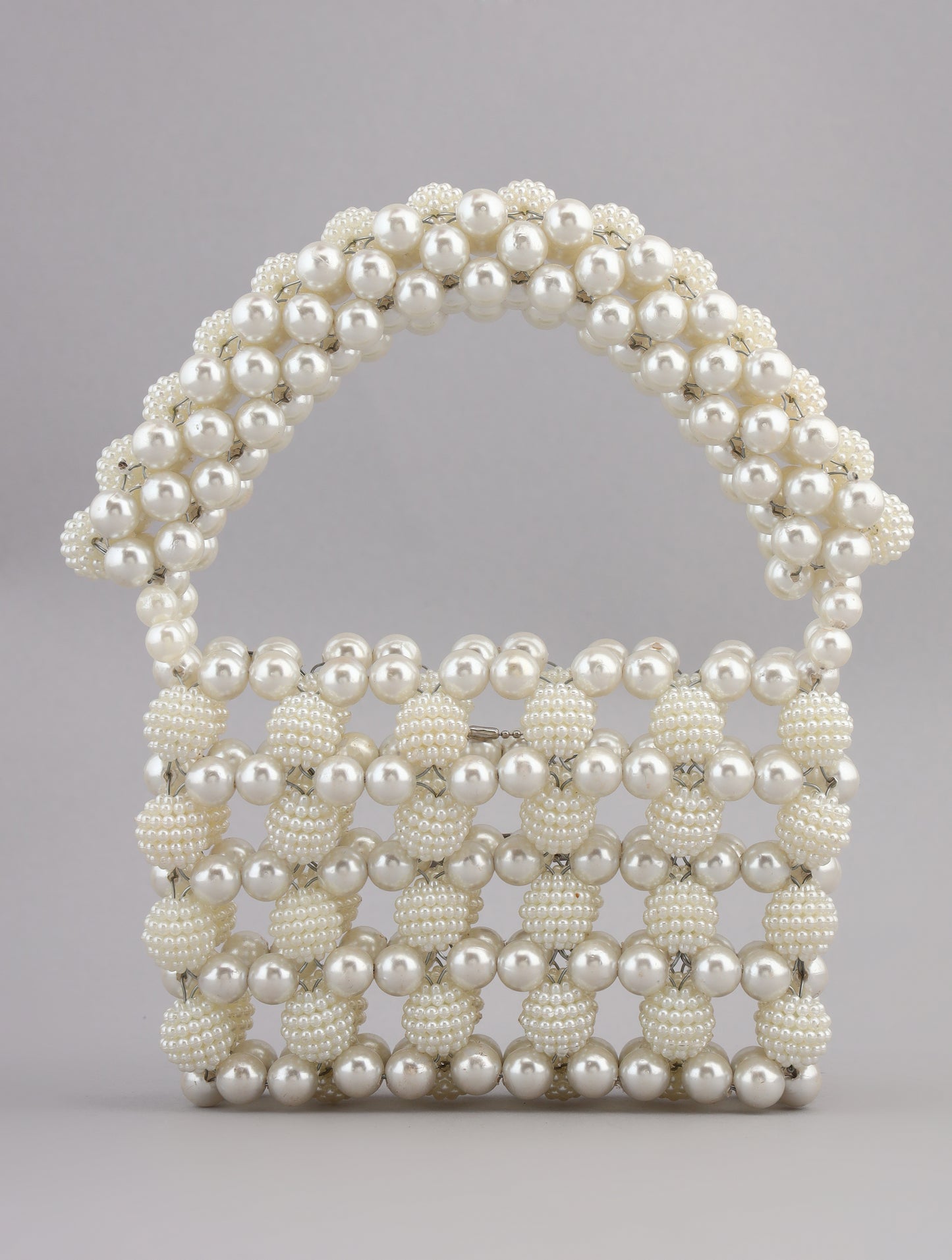 Mini Purse Stylish Purse made of pearls