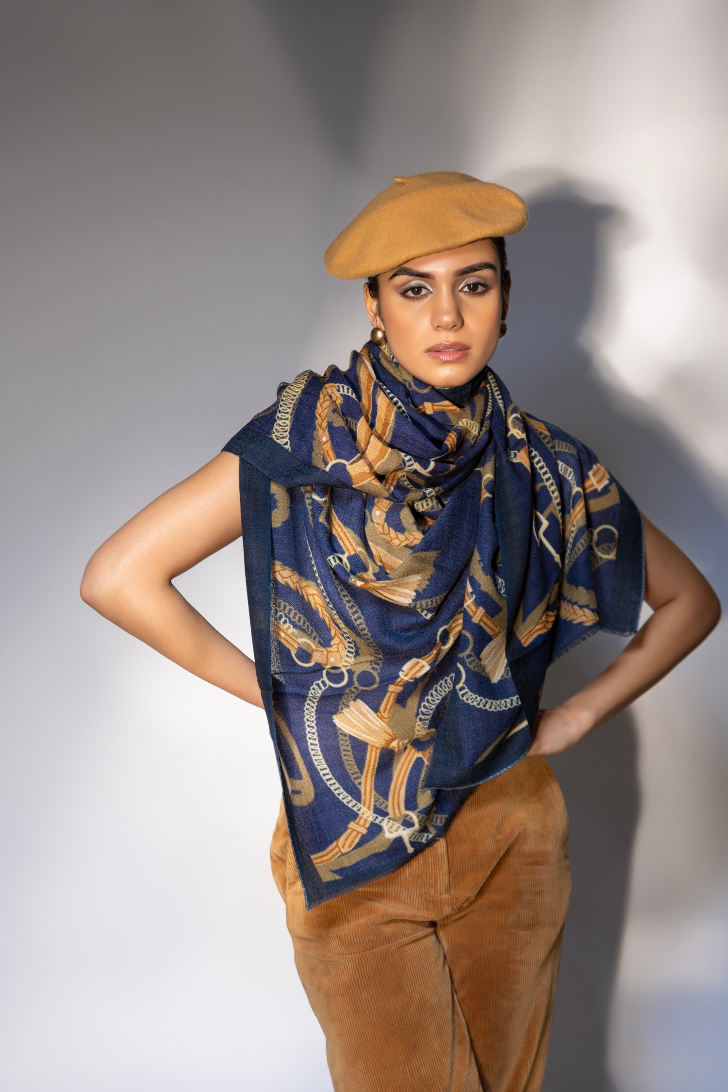 printed shawl, shawl versace, blue shawl