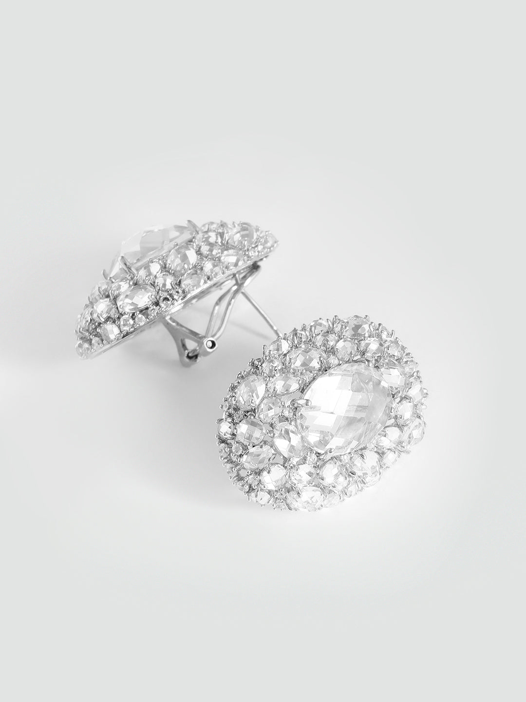 Elegant Oval Crystal Earrings – Timeless Shine for Every Occasion