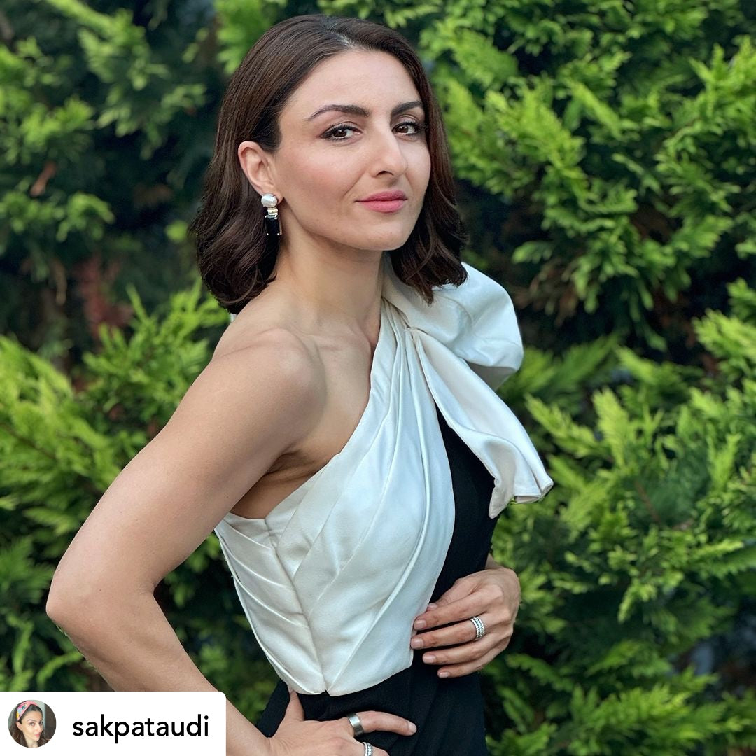 Soha Ali Khan in Pearls Earrings by Modarta