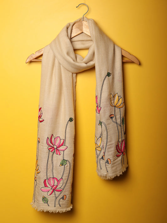 white shawl, pure pashmina shawls online, kashmiri stoles and hand embroidered shawls by modarta. Cashmere shawls and pashmina shawls online
