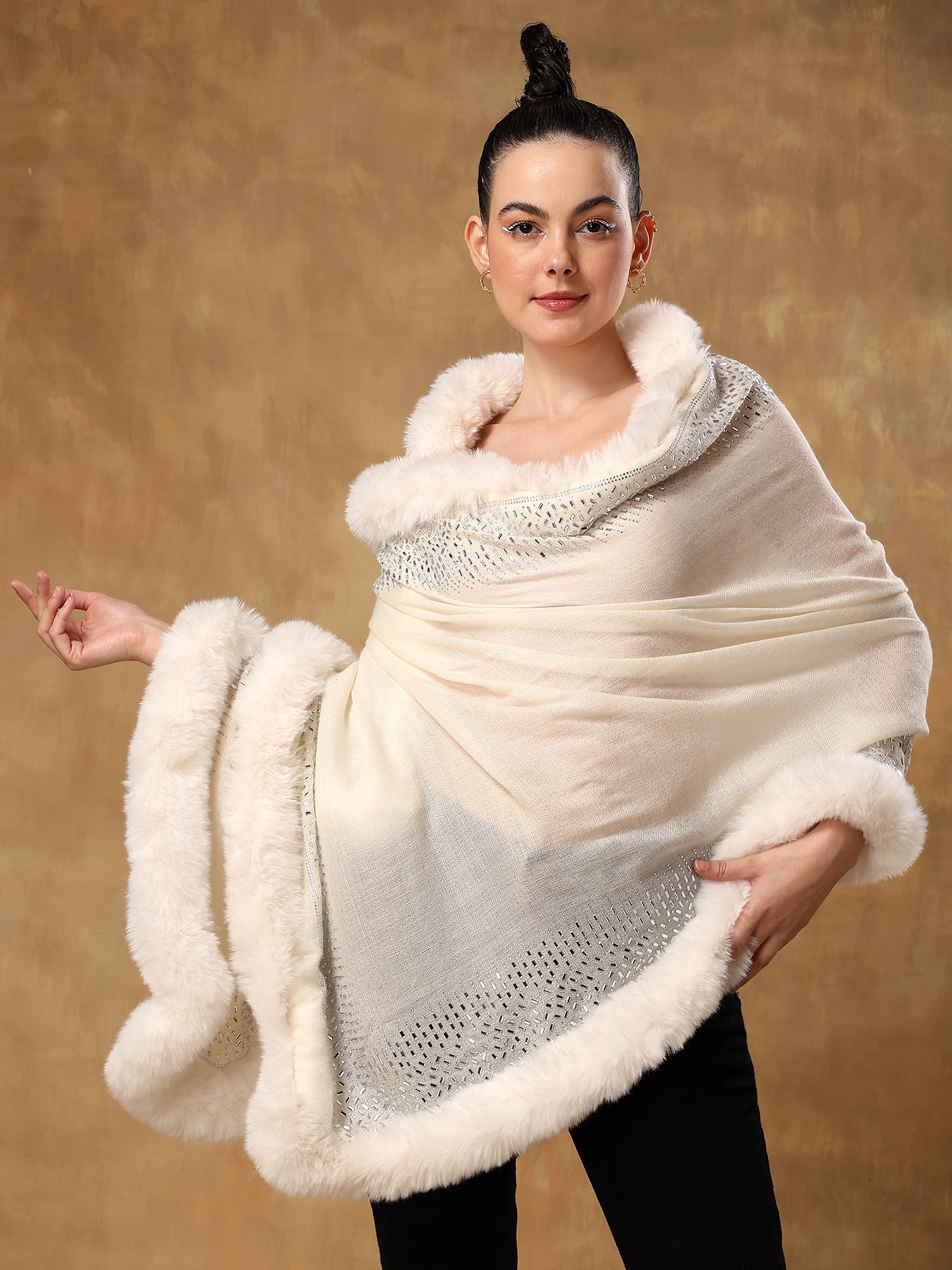 Bo Shawl | Fresh Ivory & Silk Chiffon – Grace Loves Lace EU