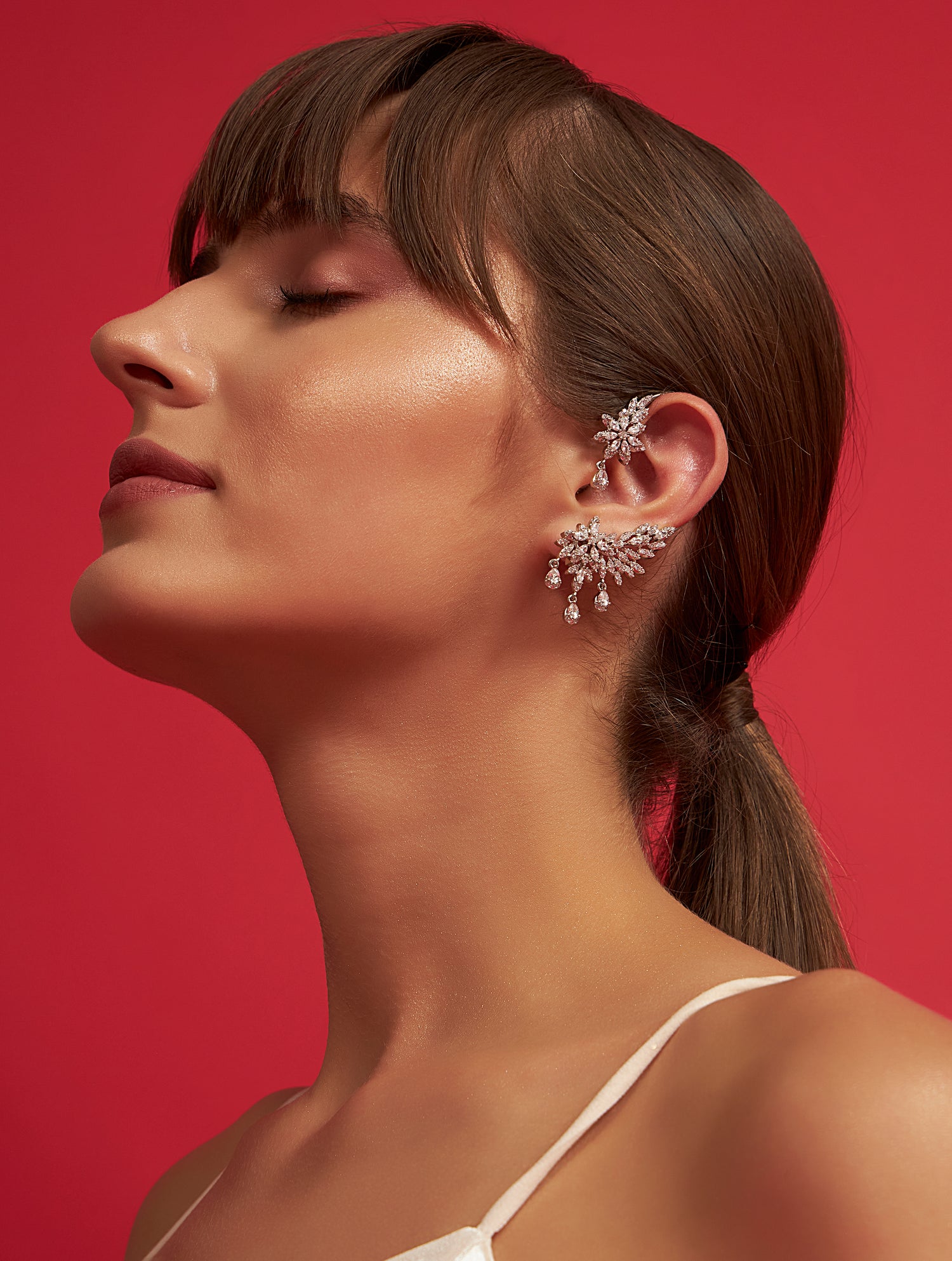 Elegant silver crystals cuffs earrings for weddings parties