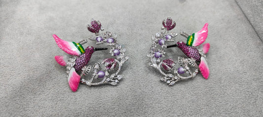 Bird Motif Earrings – Nature Inspired Statement Jewelry for Women