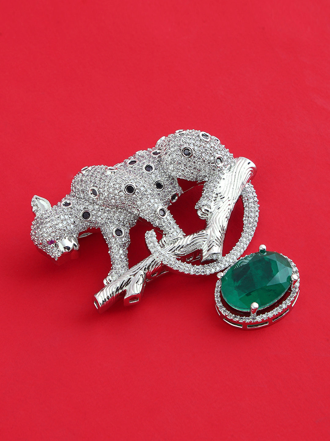 Leopard Design Crystal Brooch Pin for Men's Bold Blazers