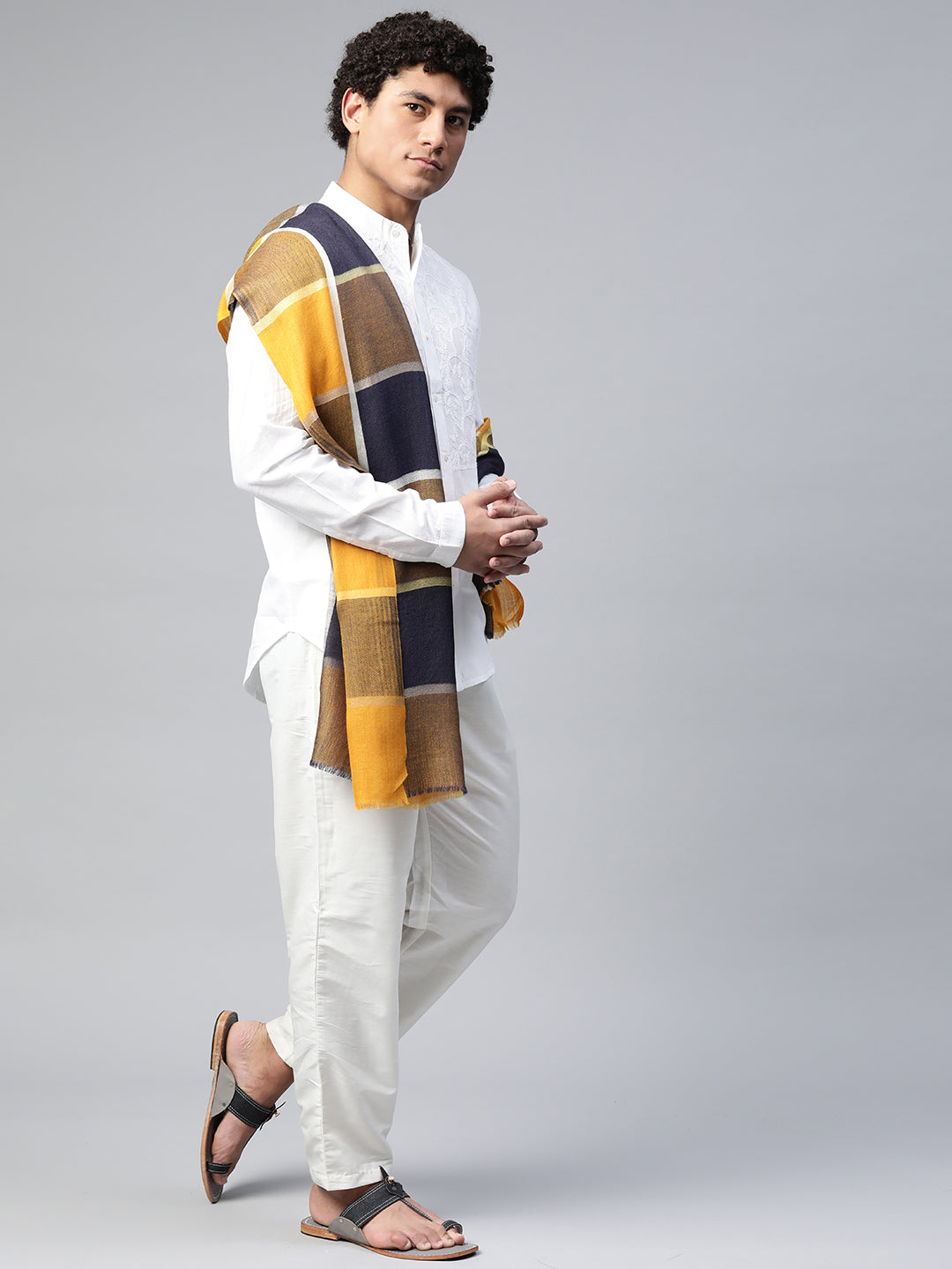 men stoles online, checks shawls by modarta 