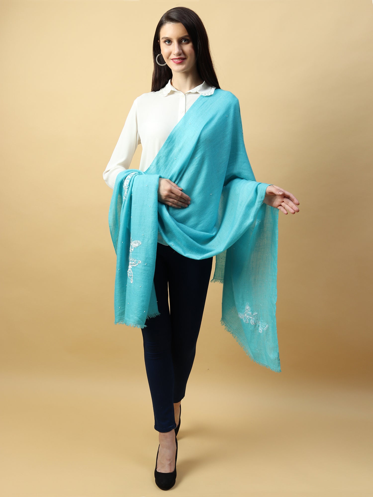 branded shawls, wedding shawls & bridal shawls by modarta 