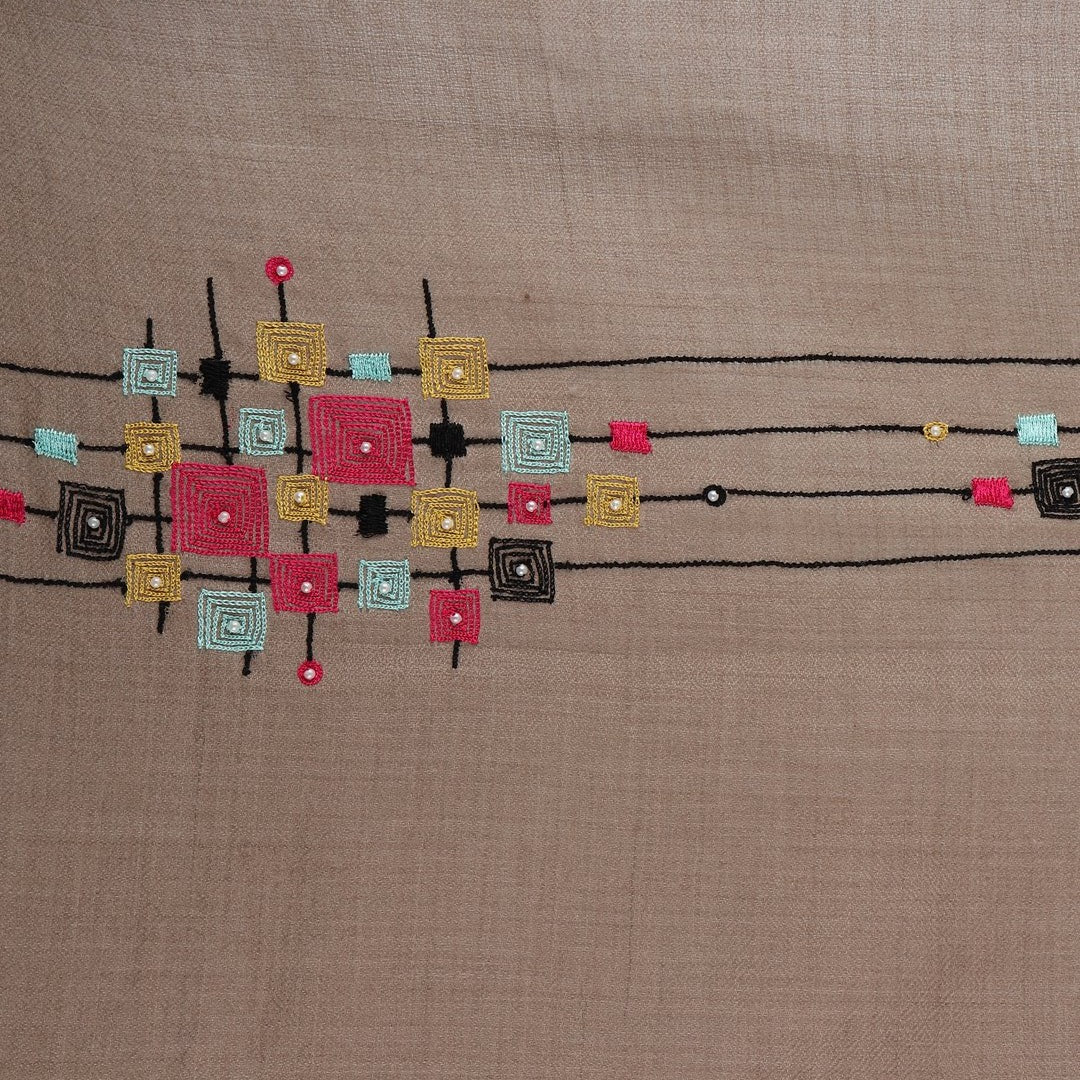 hand embroidery on pashmina shawl 
